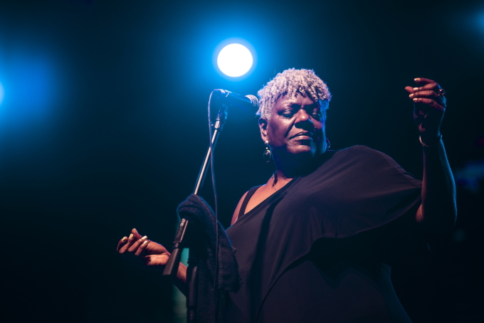 Tia Carroll 3 images/material_propio/Festival%20de%20Blues%20de%20Tomares/2026/TiaCarroll/tiacarroll1.jpg