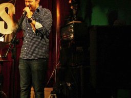 542550_407341115972818_100000907991683_1212714_255073184_n