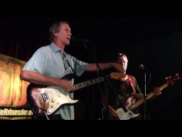 Jam Session en El Café del Cine - Mayo 2013 - Fragmento de Born Under a Bad Sign - Sarasota Slim & Barbwire
